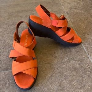 Aerosoles orange espadrilles